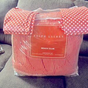 Ralph Lauren Reversible Queen size comforter set